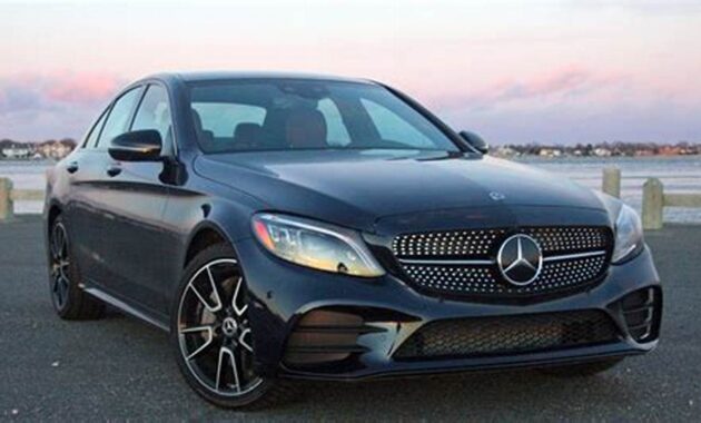 The Ultimate Guide to the Mercedes-Benz C300: Performance, Luxury, and Style